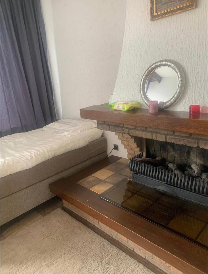 Private Room In The Centre Of Tilburg Bagian luar foto